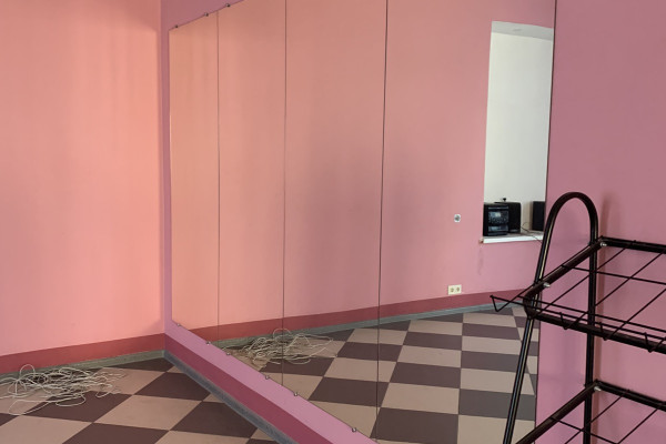 Property Complex of 1,540 m² with 0.25 ha Land Plot in Zolochiv, Lviv Region for Sale 