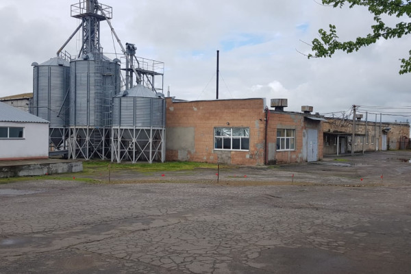 Продажа производственно-складского комплекса 5600 м², 3,5 га в г. Николаев