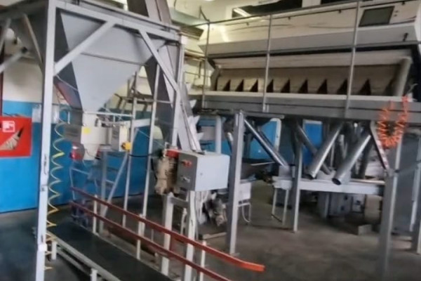 Продажа производственно-складского комплекса 5600 м², 3,5 га в г. Николаев