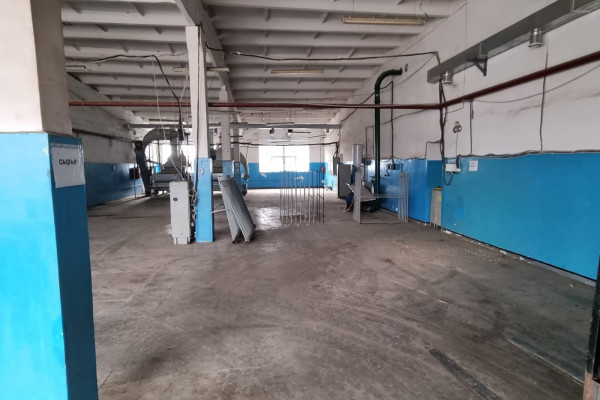 Продажа производственно-складского комплекса 5600 м², 3,5 га в г. Николаев