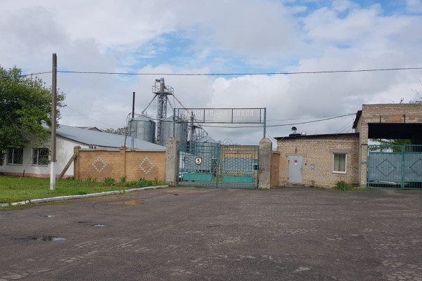 Продажа производственно-складского комплекса 5600 м², 3,5 га в г. Николаев