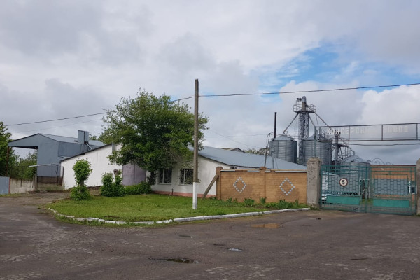 Продажа производственно-складского комплекса 5600 м², 3,5 га в г. Николаев