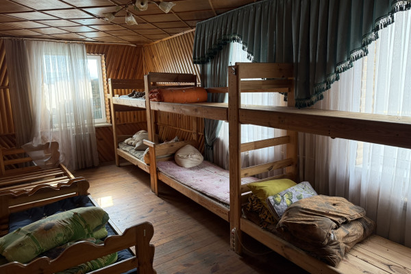 Продажа производственного комплекса 4320 м2 и 2 га в Житомирской области, г. Чуднов