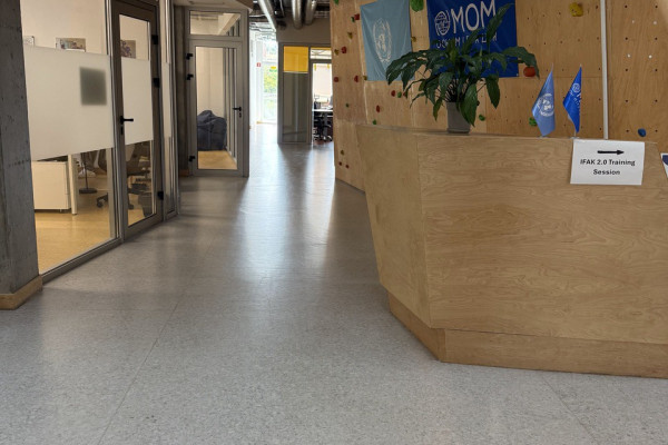 Продажа офисного здания 4 855 м² с арендаторами в Днепре