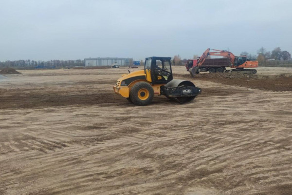 Продажа участка 4,5 га с проектом производственно-складского комплекса 20 000 м2, 20 км от Киева