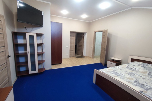 Restaurant and motel complex in Kremenchuk is offered for sale