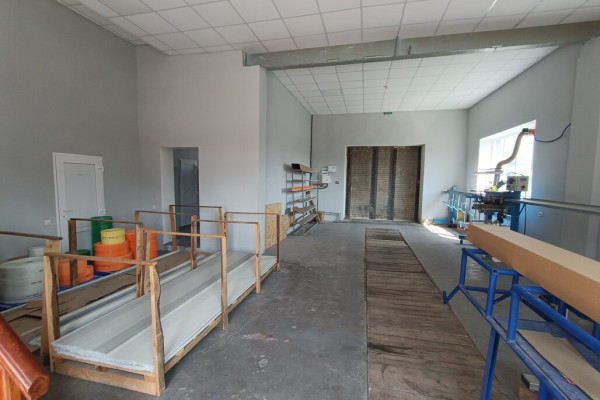 Продажа промышленного комплекса 23 550 м² с производством строительных материалов в г. Кременчуг