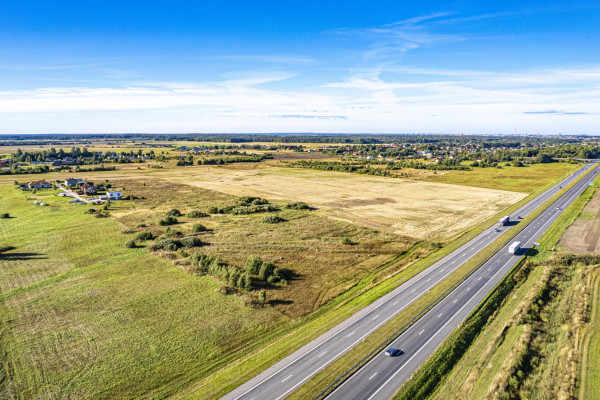 Land Plot 126 ha with Frontage on E40 Highway, 20 km from Kyiv for Sale