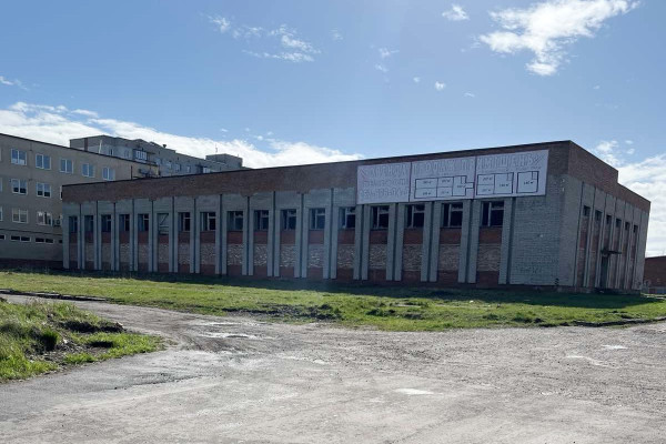 Продаж двоповерхової будівлі 1926,6 м2 у Львівській області