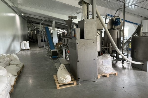 Продажа действующего производства снеков в Киевской области