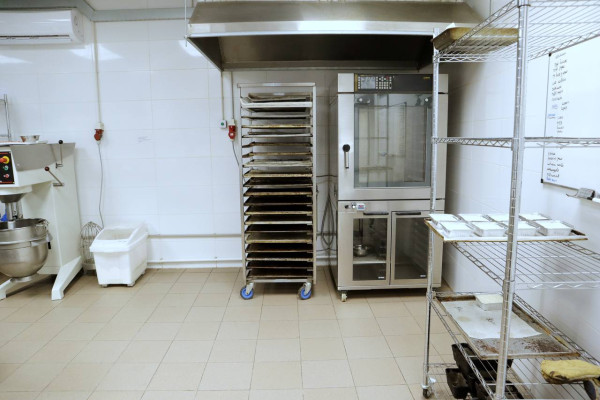 Продаж виробництва хліба та кондитерських виробів біля м. Рівне