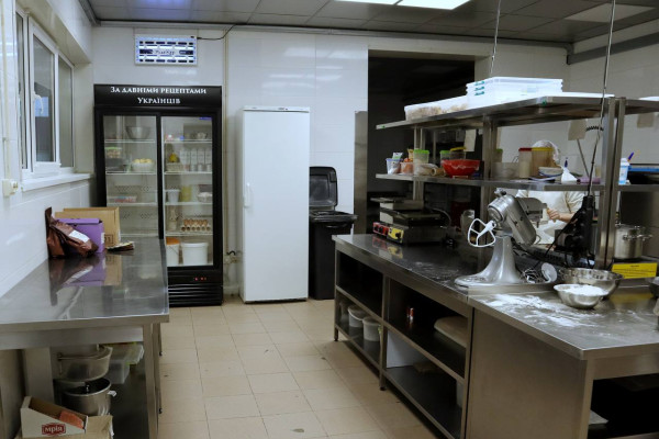 Продаж виробництва хліба та кондитерських виробів біля м. Рівне