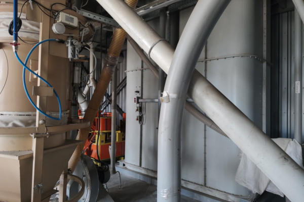 Продажа элеватора и нового мельничного завода 130 тонн в сутки в Черниговской области