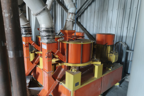 Продажа элеватора и нового мельничного завода 130 тонн в сутки в Черниговской области