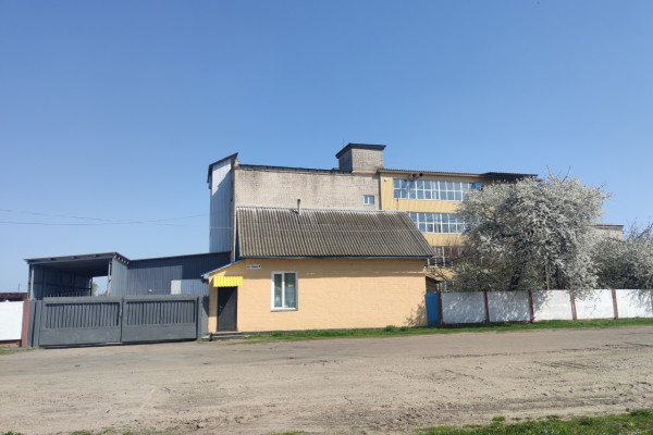 Продажа элеватора и нового мельничного завода 130 тонн в сутки в Черниговской области