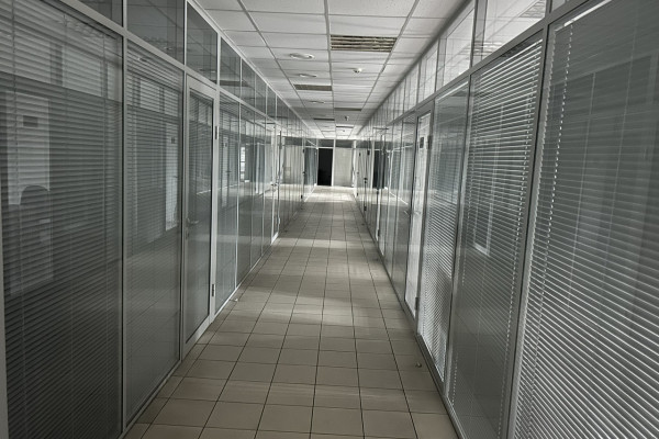 Продаж прального комплекса потужністю 400 тонн білизни на місяць біля Києва