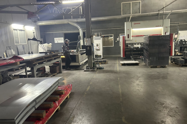 Іndustrial and warehouse complex 4750 m2, 2 ha, Kyiv region for sale