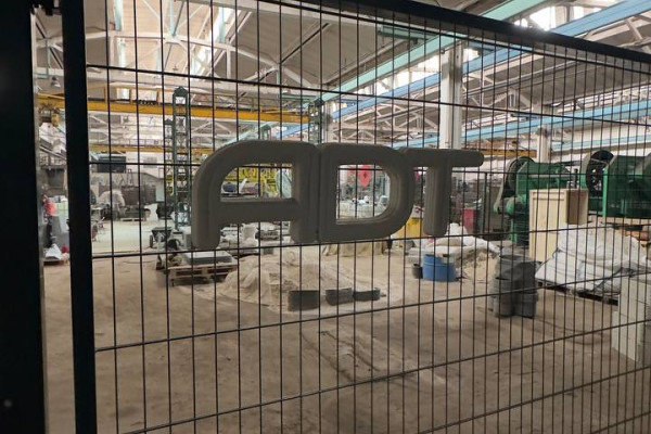 Продажа доли производственной компании в сфере 3D-печати бетоном