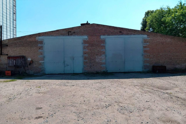 Продаж елеваторного комплексу 5 186 м², 2,84 га з виробничо-складською інфраструктурою у м. Кропивницькому