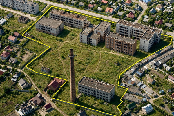 Продаж обʼєкту незавершеного будівництва (комплекс професійно-технічного училища) в Рівненській області