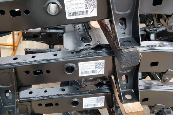 Інвестиції у високотехнологічний пікап для оборони та безпеки