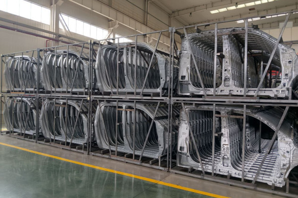 Інвестиції у високотехнологічний пікап для оборони та безпеки