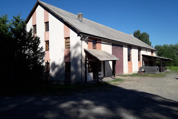 Продаж майнового комплексу 480 м2, 1 га в Закарпатській області