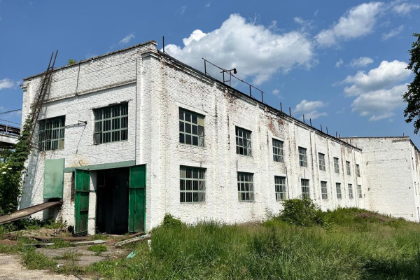 Продаж майнового комплексу колишнього цукрового заводу, 80 га в Черкаській області