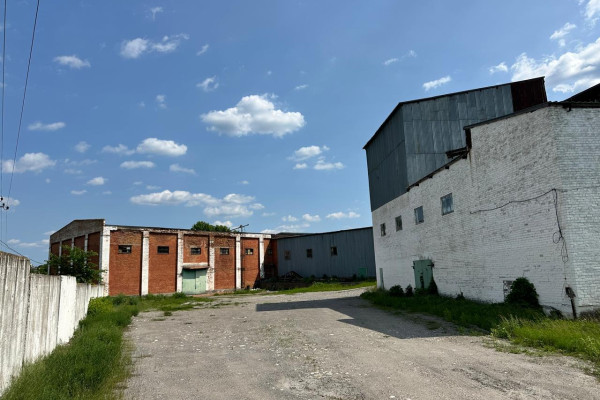 Продаж майнового комплексу колишнього цукрового заводу, 80 га в Черкаській області
