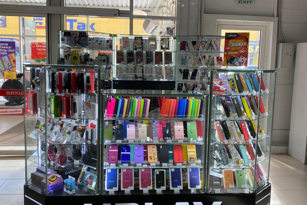 Продажа сети розничных магазинов UPLAY