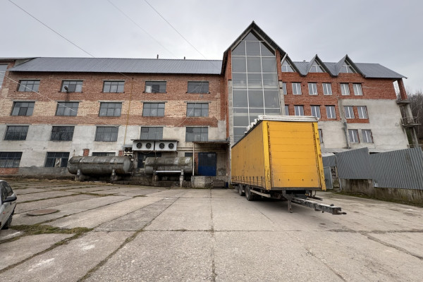 Продаж виробничого комплексу харчового призначення 10 000 м2 на Львівщині