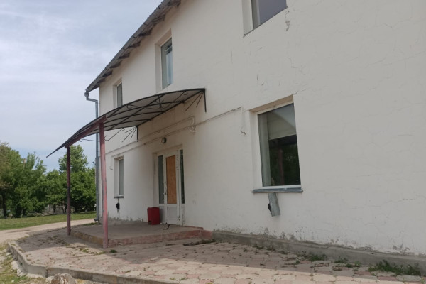 Продажа производственно-складского комплекса (зерноток) площадью 2 755 м² в Тернопольской области