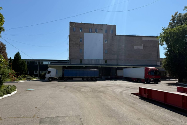 Продаж комплексу із заморозки овочів, фруктів та ягід і холодильником на 5 000 тонн на Черкащині