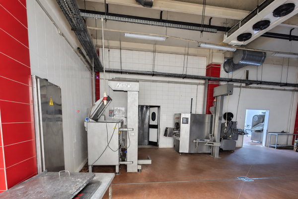 Продаж або оренда м’ясокомбінату із забійним цехом 15 000 м² в індустріальному парку на Тернопільщині