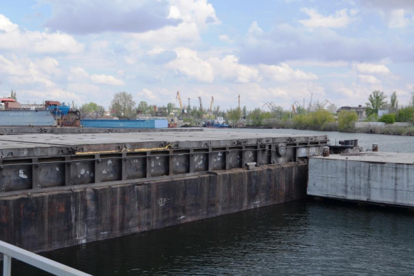 Элеваторный комплекс с причалом