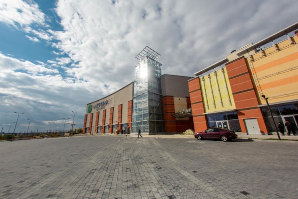 Dragon Capital купила крупнейший львовский ТРЦ Victoria Gardens