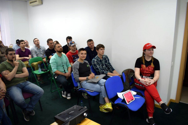 На Demo Day онлайн акселератора FeelGoodLabs один из стартапов привлек инвестиции $50 000