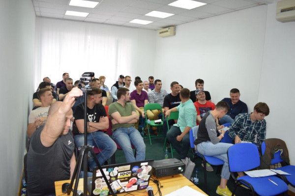 На Demo Day онлайн акселератора FeelGoodLabs один из стартапов привлек инвестиции $50 000