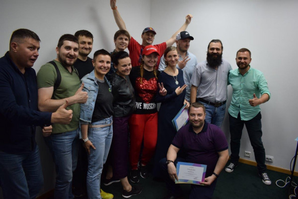 На Demo Day онлайн акселератора FeelGoodLabs один из стартапов привлек инвестиции $50 000