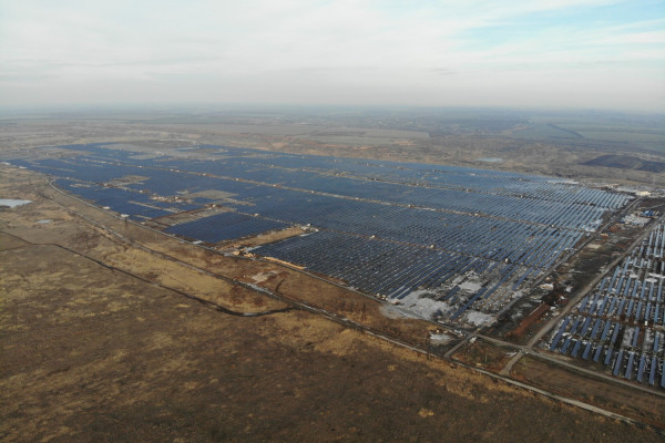 ДТЭК построил крупнейшую в Украине Никопольскую СЭС на 246 МВт