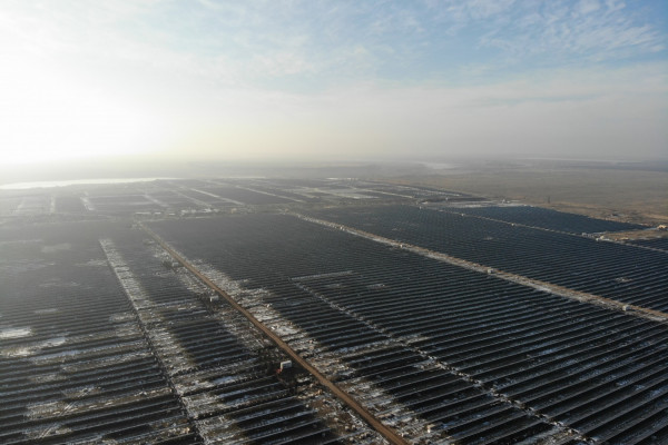 ДТЭК построил крупнейшую в Украине Никопольскую СЭС на 246 МВт