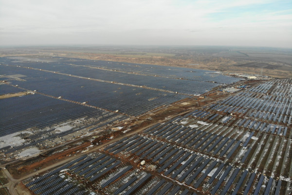 ДТЭК построил крупнейшую в Украине Никопольскую СЭС на 246 МВт