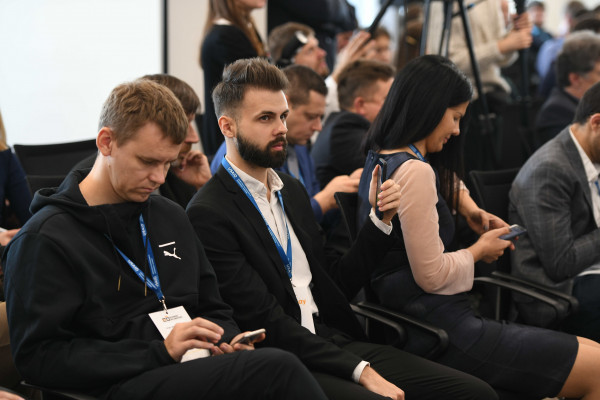 USAID-supported eō Business Incubators Holds First Demo Day in Ukraine