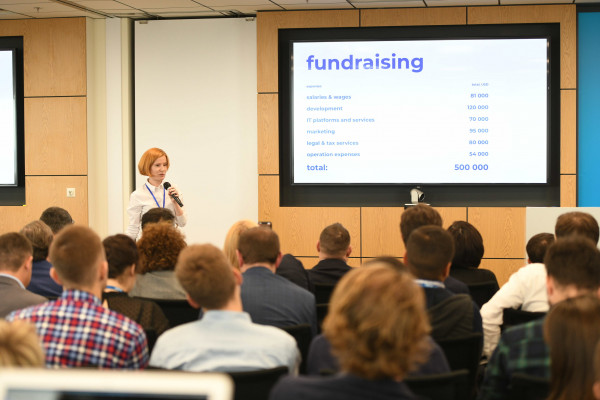 USAID-supported eō Business Incubators Holds First Demo Day in Ukraine