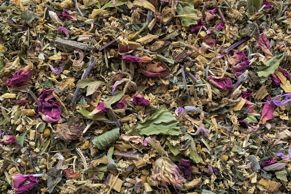 Processing and export of medicinal herbs for the pharmaceutical, food, cosmetic and feed industries