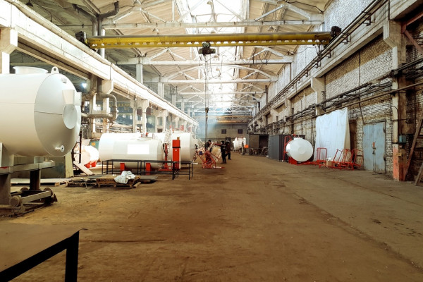 Действующий завод по металлообработке рядом со Львовом и границей ЕС