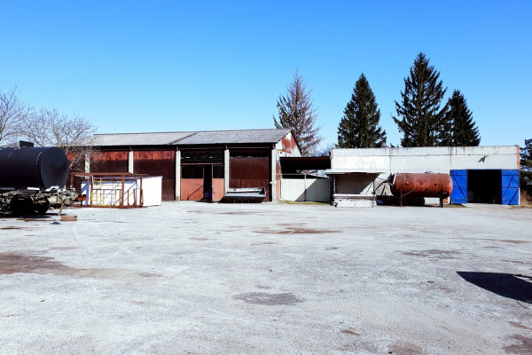 Действующий завод по металлообработке рядом со Львовом и границей ЕС