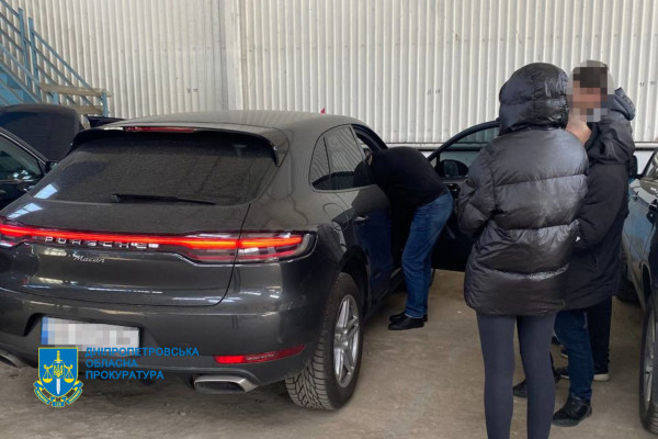 Шахраї у Дніпрі привласнили 28 млн грн за схемою інвестицій в агробізнес