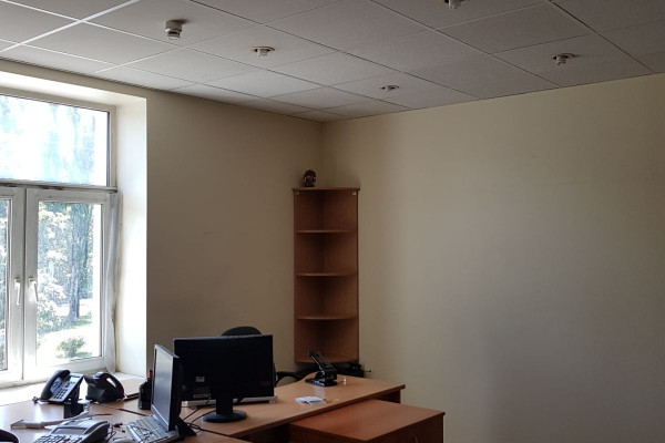 Отдельностоящее офисное здание 2200 кв.м. в Киеве