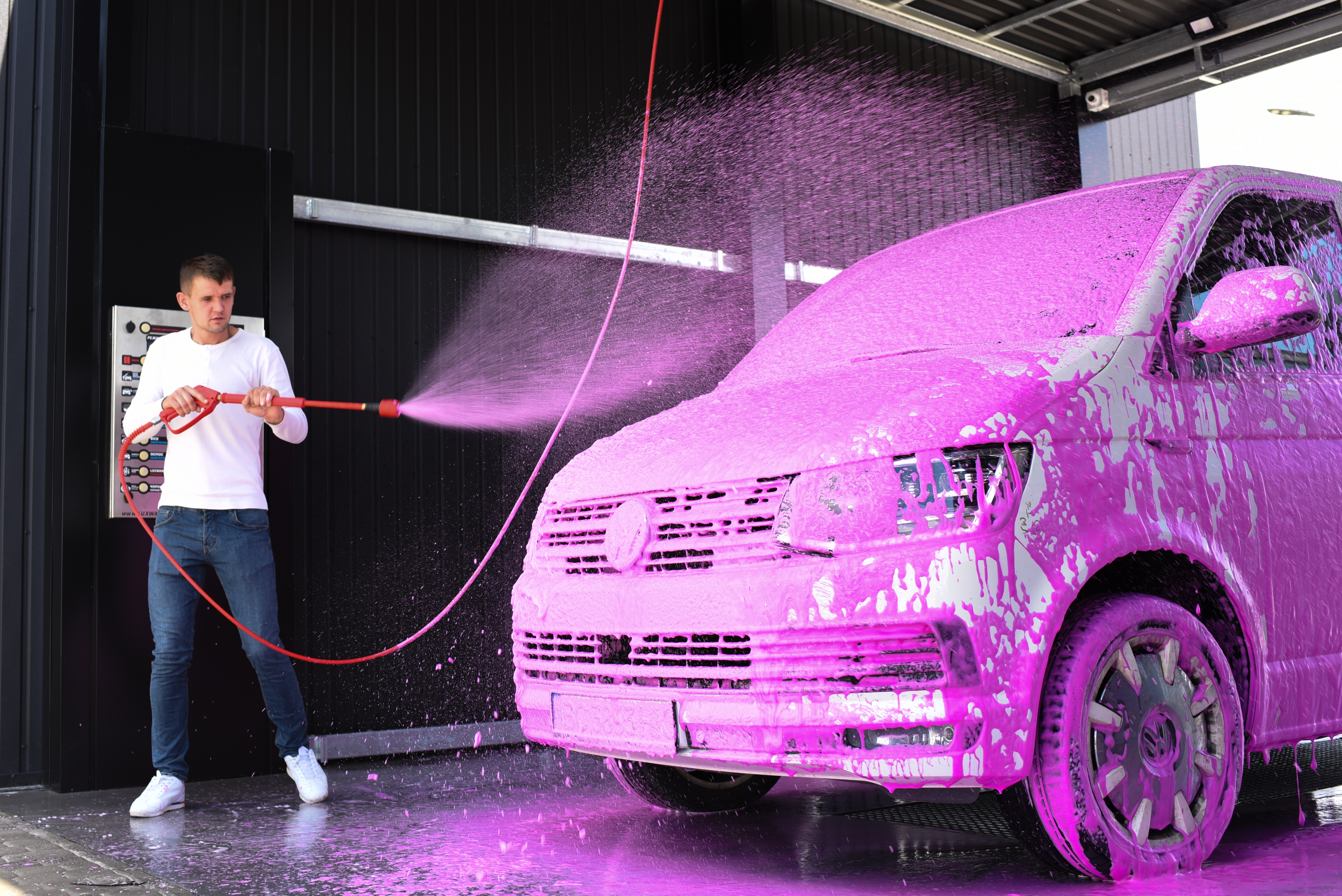 Франшиза автомойки LuxWash InVenture